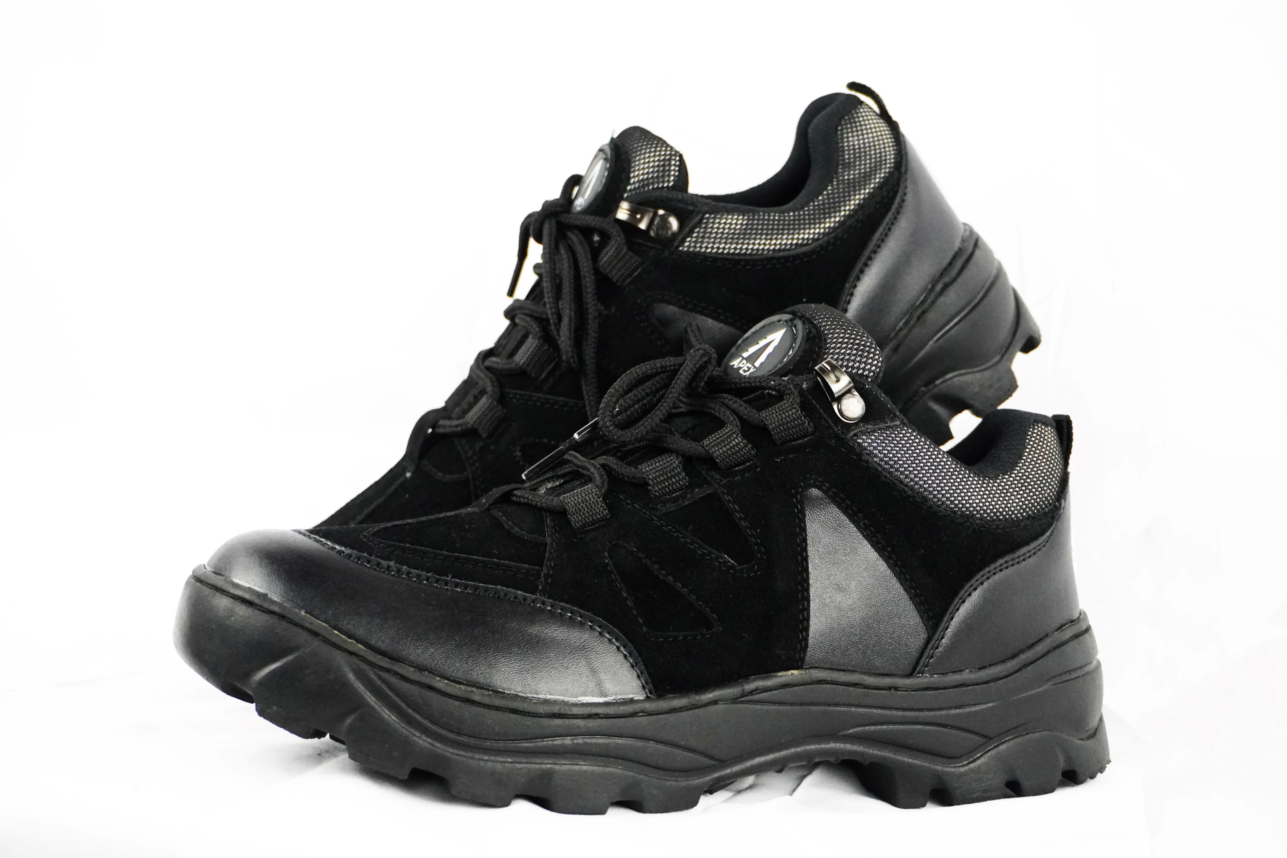 Sepatu Trekking Apex Low