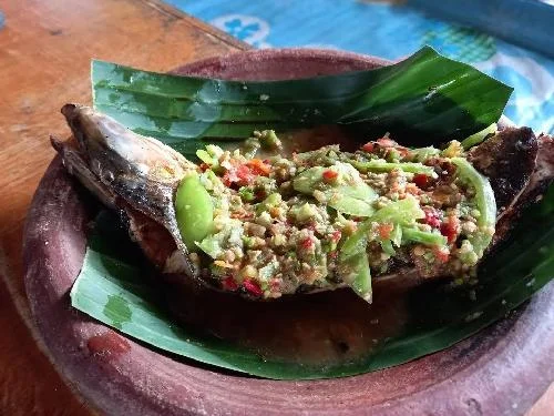 Pecak Bandeng Tanpa Duri Luy Resto